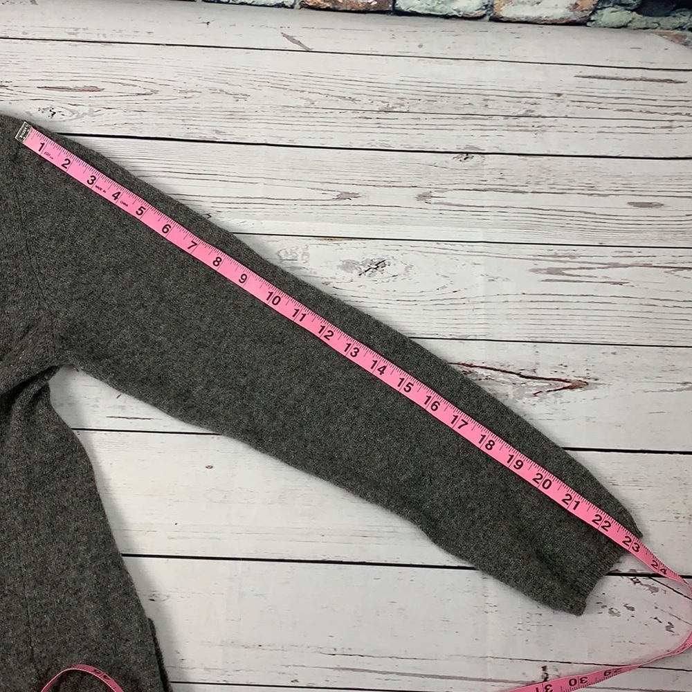 Charter club gray cashmere long sleeve sweater  L - Picture 10 of 10